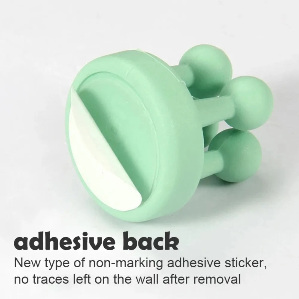 Self-adhesive silicone hook – perfect for holding razors, toothbrushes, and more. Easy to install, keeps your bathroom neat and organized!